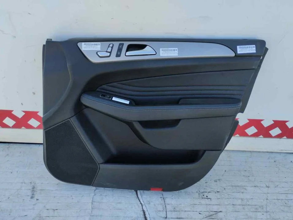 Foto de GUARNECIDO PUERTA DELANTERA DERECHA MERCEDES-BENZ CLASE GLE (BM 292) COUPE 3.0 CDI CAT (258 CV / 190 KW)