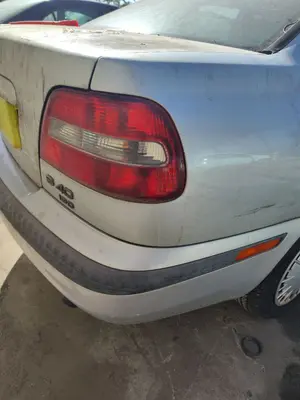 Foto de PILOTO TRASERO DERECHO VOLVO S40 BERLINA 1.9 Diesel CAT (116 CV / 85 KW)