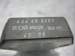 Foto de REGULADOR DE CORRIENTE HONDA SH 125I referencia 434400300 foto 4
