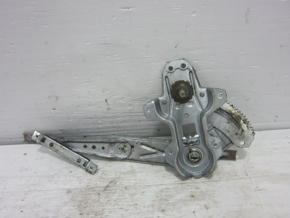 Foto de ELEVALUNAS TRASERO DERECHO MG ROVER ROVER 45 (T/RT) 1.4 16V CAT (103 CV / 76 KW)