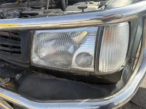 Foto de FARO IZQUIERDO MITSUBISHI GALLOPER (HYUNDAI)(02.1998) 2.5 Turbodiesel (105 CV / 77 KW)