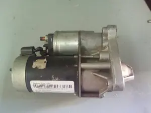 Foto de MOTOR ARRANQUE VOLVO SERIE 440 referencia 679079