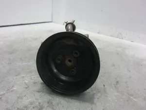 Foto de BOMBA DIRECCION VOLKSWAGEN GOLF IV BERLINA (1J1)(10.1997) 1.6 16V (105 CV / 77 KW) referencia 1J0422154B
