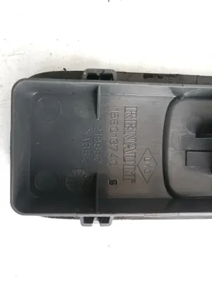 Foto de MANDO ELEVALUNAS DELANTERO DERECHO RENAULT SCENIC II (JM) referencia 156013740 foto 3