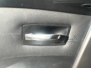 Foto de MANETA INTERIOR DELANTERA IZQUIERDA BMW SERIE 5 BERLINA (E60) 3.0 24V CAT (231 CV / 170 KW) referencia 51217076247