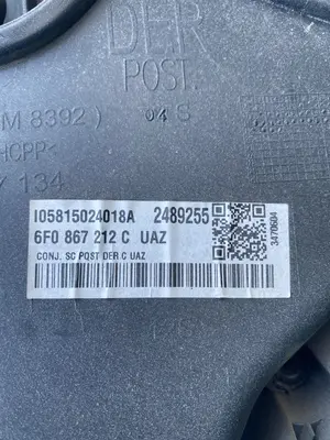 Foto de GUARNECIDO PUERTA TRASERA DERECHA SEAT ARONA (KJ) 1.6 TDI (116 CV / 85 KW) referencia 6F0867212C foto 3