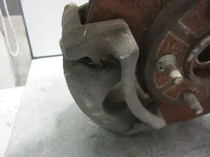 Foto de PINZA DE FRENO DELANTERA DERECHA CHEVROLET HHR 2.4 16V (170 CV / 125 KW) referencia 19368940 foto 3
