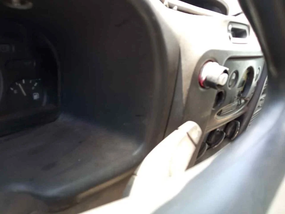Foto de MANDO LIMPIA FORD TRANSIT CAJA ABIERTA (FY) 2.4 TDE CAT (125 CV / 92 KW)
