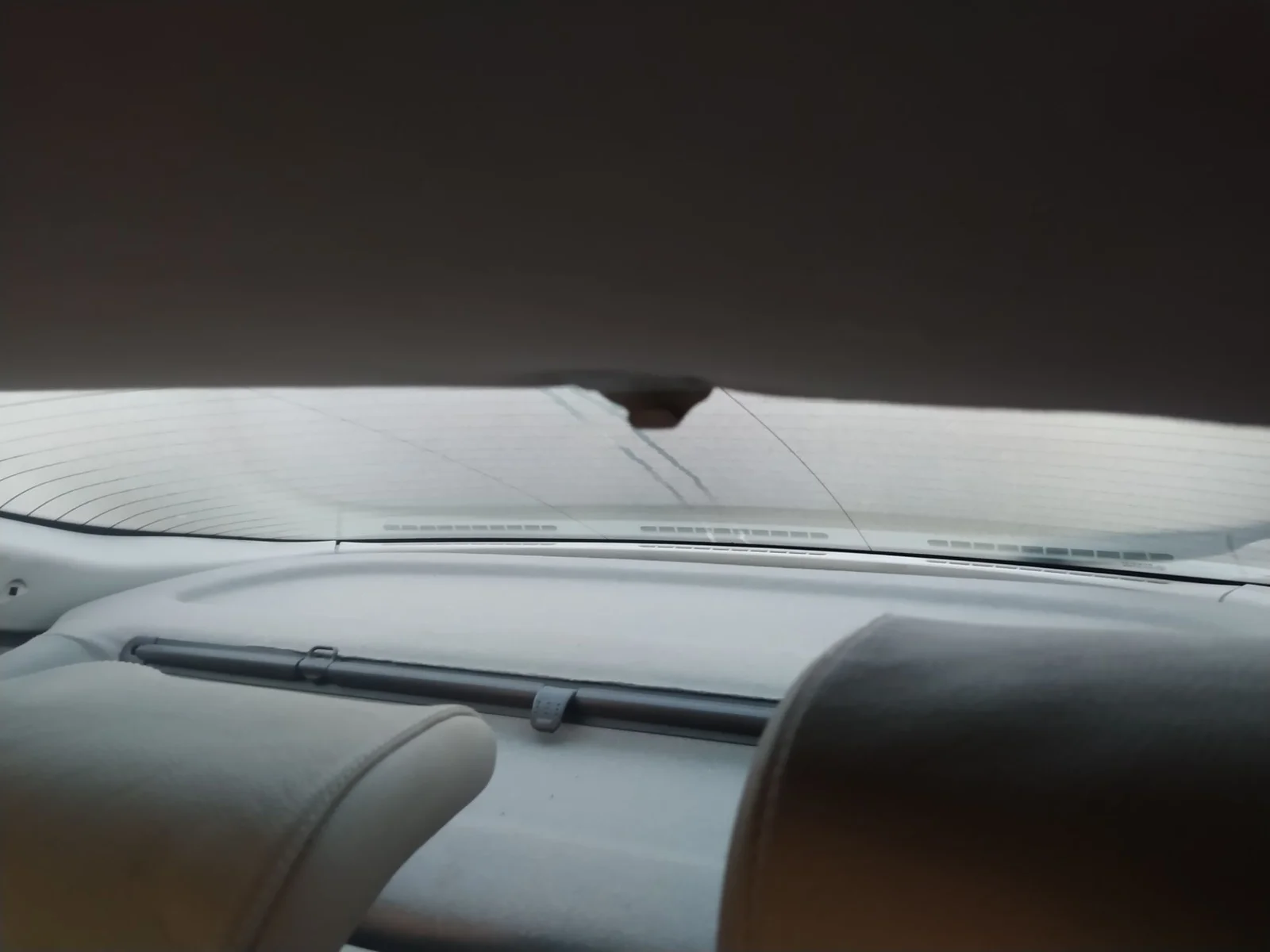 Foto de BANDEJA TRASERA RENAULT LAGUNA II (BG0) 2.2 dCi Turbodiesel (150 CV / 110 KW)