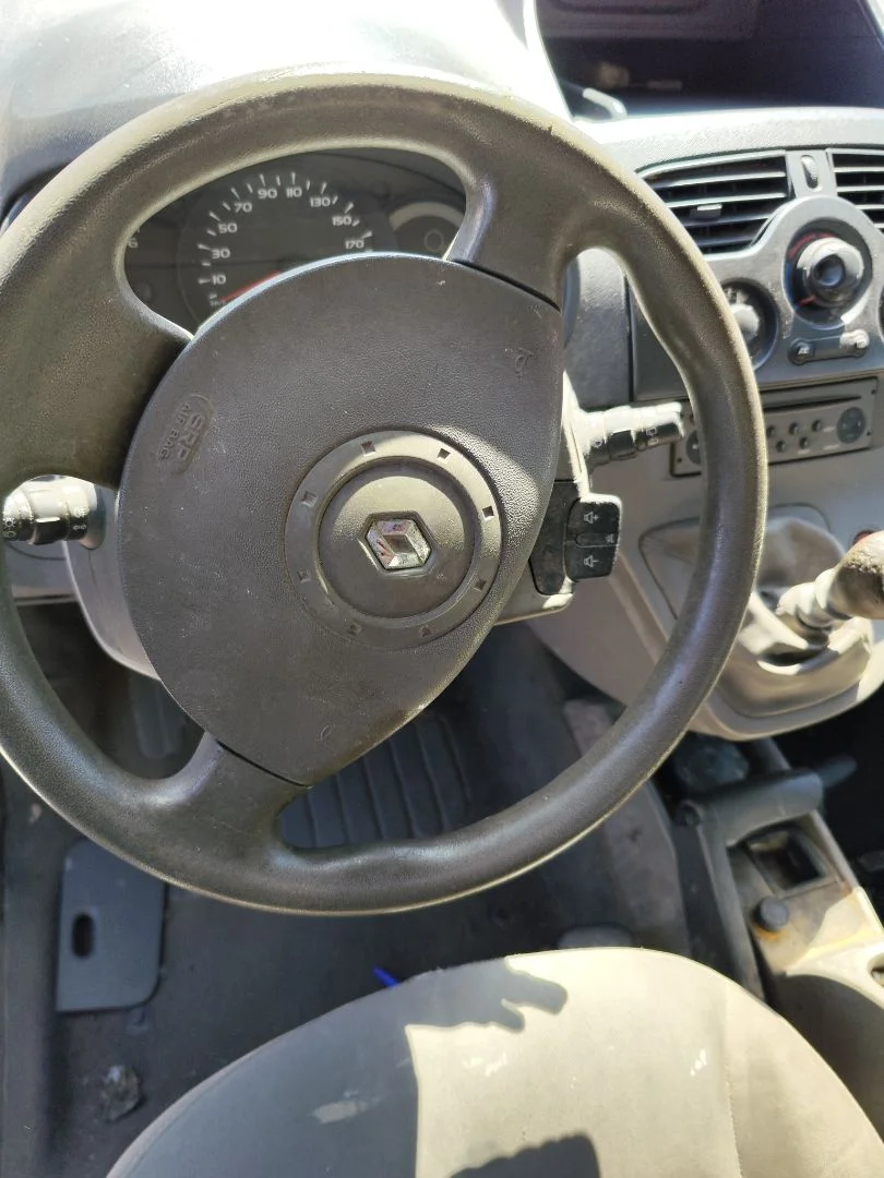 Foto de VOLANTE RENAULT KANGOO II (F/KW0) 1.5 dCi Diesel CAT (86 CV / 63 KW) referencia 8200657441