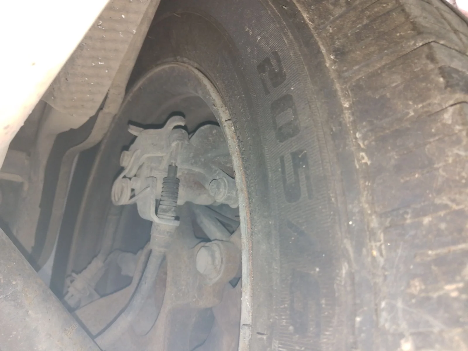 Foto de PINZA DE FRENO TRASERA DERECHA VOLKSWAGEN T5 TRANSPORTER FURGÓN/COMBI (7H) 1.9 TDI CAT (AXB) (105 CV / 77 KW)