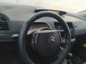 Foto de VOLANTE CITROEN C4 COUPE 1.6 HDi CAT (9HY / DV6TED4) (109 CV / 80 KW) referencia 4109JE