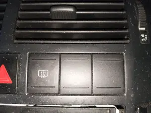 Foto de INTERRUPTOR VOLKSWAGEN POLO IV (9N1)