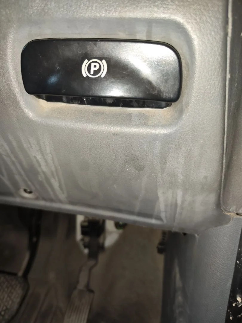 Foto de PALANCA FRENO MERCEDES-BENZ VITO FURGÓN (639) 2.1 CDI CAT (109 CV / 80 KW)