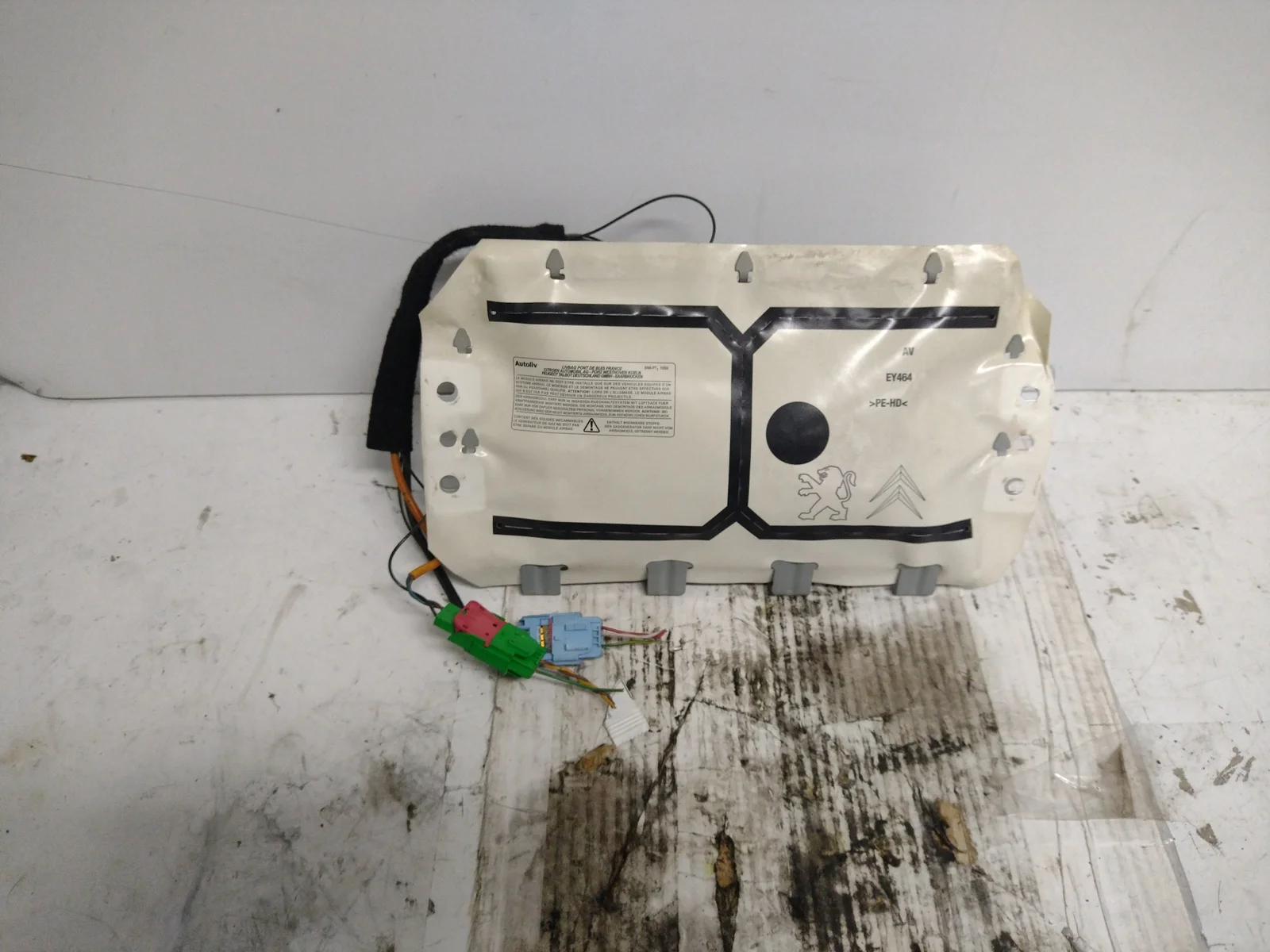 Foto de AIRBAG DELANTERO DERECHO PEUGEOT 207 referencia 6048588B