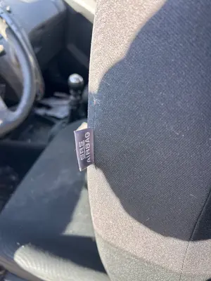 Foto de ASIENTO DELANTERO DERECHO TOYOTA YARIS (KSP9/SCP9/NLP9) 1.3 16V CAT (101 CV / 74 KW) referencia 711000DK20B1 foto 3