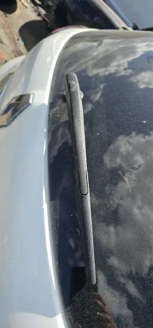 Foto de BRAZO LIMPIA TRASERO RENAULT CAPTUR I 1.5 dCi Diesel FAP (110 CV / 81 KW)