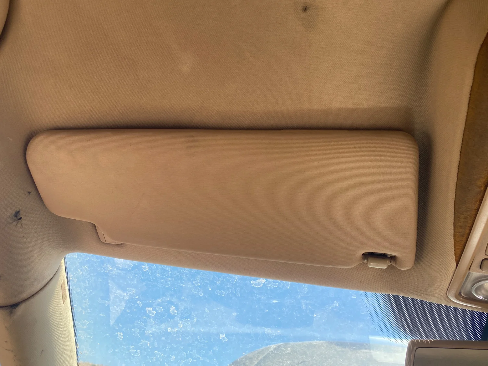 Foto de PARASOL IZQUIERDO VOLKSWAGEN PASSAT BERLINA (3C2) 2.0 TDI (140 CV / 103 KW) referencia 1K0857551N FKZ