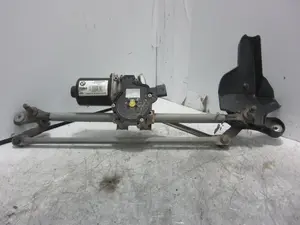 Foto de MOTOR LIMPIA DELANTERO BMW SERIE 4 COUPE (F32) referencia W000026098 foto 1