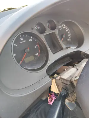 Foto de CUADRO INSTRUMENTOS SEAT CORDOBA BERLINA (6L2) 1.9 TDI (131 CV / 96 KW)