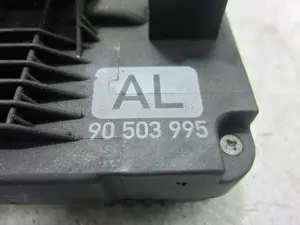Foto de CERRADURA PUERTA TRASERA IZQUIERDA OPEL VECTRA B BERLINA 2.0 DTI (101 CV / 74 KW) referencia 90503995 foto 4