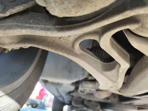 Foto de BRAZO SUSPENSION DELANTERO DERECHO VOLKSWAGEN TOUAREG (7L6) 4.2 V8 32V FSI (350 CV / 257 KW)