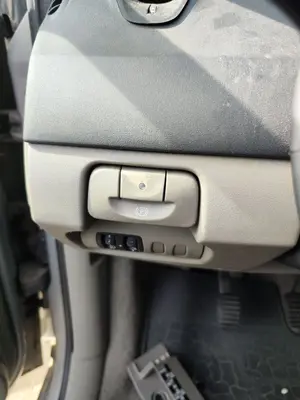 Foto de FRENO DE MANO ELECTRICO RENAULT SCENIC II (JM) 1.9 dCi Diesel (120 CV / 88 KW)