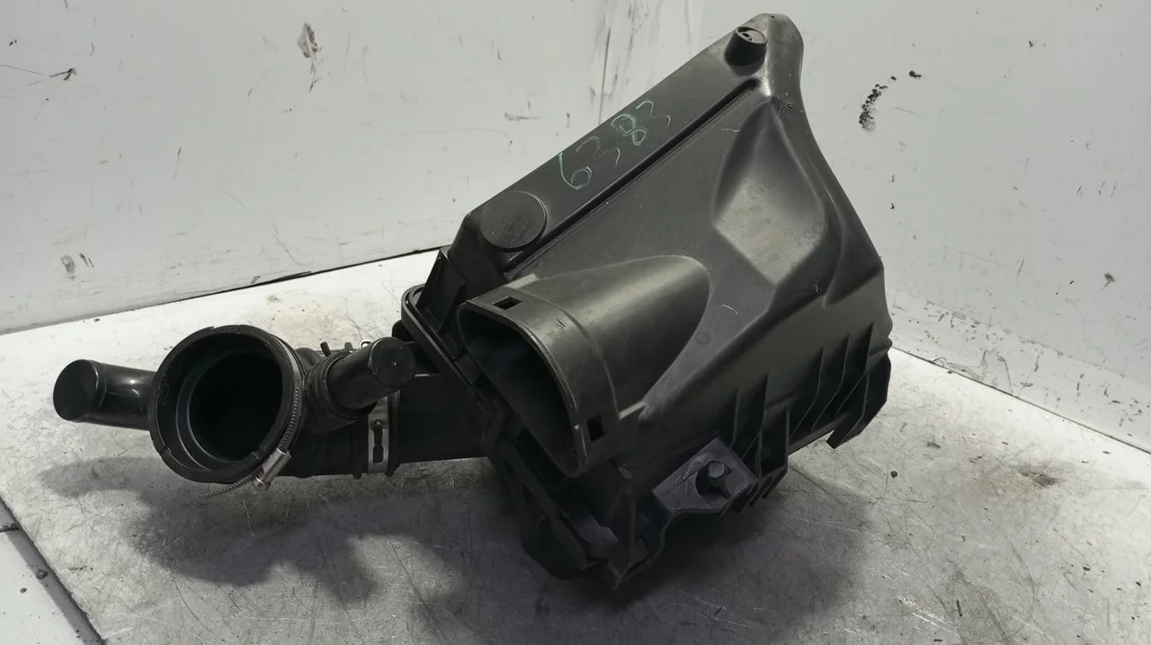 Foto de CAJA FILTRO AIRE MG HS 1.5 Turbo (161 CV / 119 KW) referencia 10258551