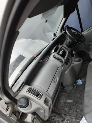Foto de SALPICADERO OPEL VIVARO FURGÓN/COMBI 2.0 16V CDTI (114 CV / 84 KW)