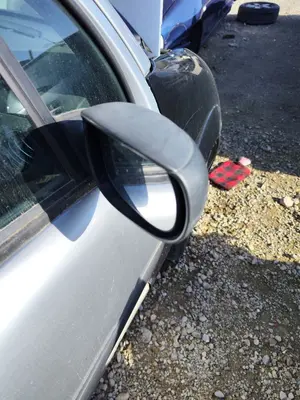 Foto de RETROVISOR DERECHO CITROEN C3 1.4 (73 CV / 54 KW) foto 3