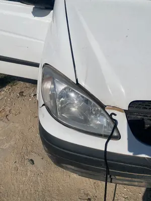 Foto de FARO DERECHO MERCEDES-BENZ VITO FURGÓN (639) 2.1 CDI CAT (109 CV / 80 KW) referencia A6398200261