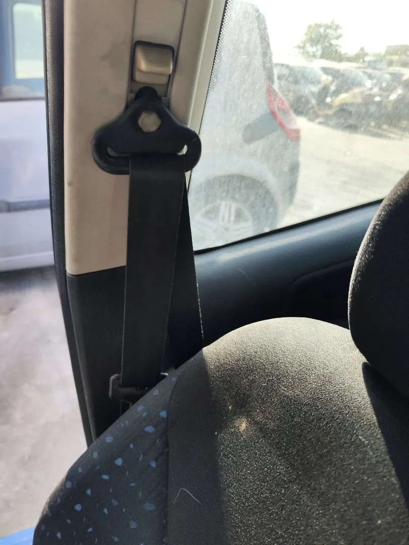 Foto de CINTURON SEGURIDAD DELANTERO DERECHO CITROEN C2 1.1 (60 CV / 44 KW)