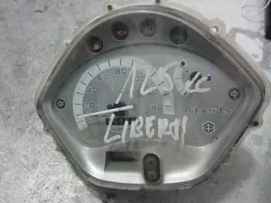 Foto de CUADRO CUENTA KILOMETROS PIAGGIO (VESPA) LIBERTY LIBERTY referencia 58185R