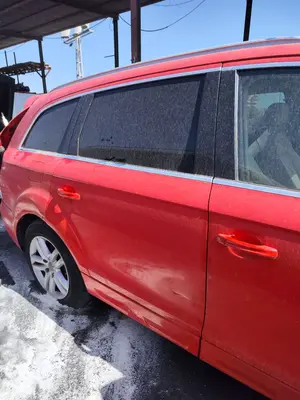 Foto de PUERTA TRASERA DERECHA AUDI Q7 (4L) 3.0 V6 24V TDI (233 CV / 171 KW) referencia 4L0833052