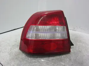 Foto de PILOTO TRASERO IZQUIERDO KIA SHUMA 1.5 CAT (88 CV / 65 KW) referencia 0K2BA51140L foto 6