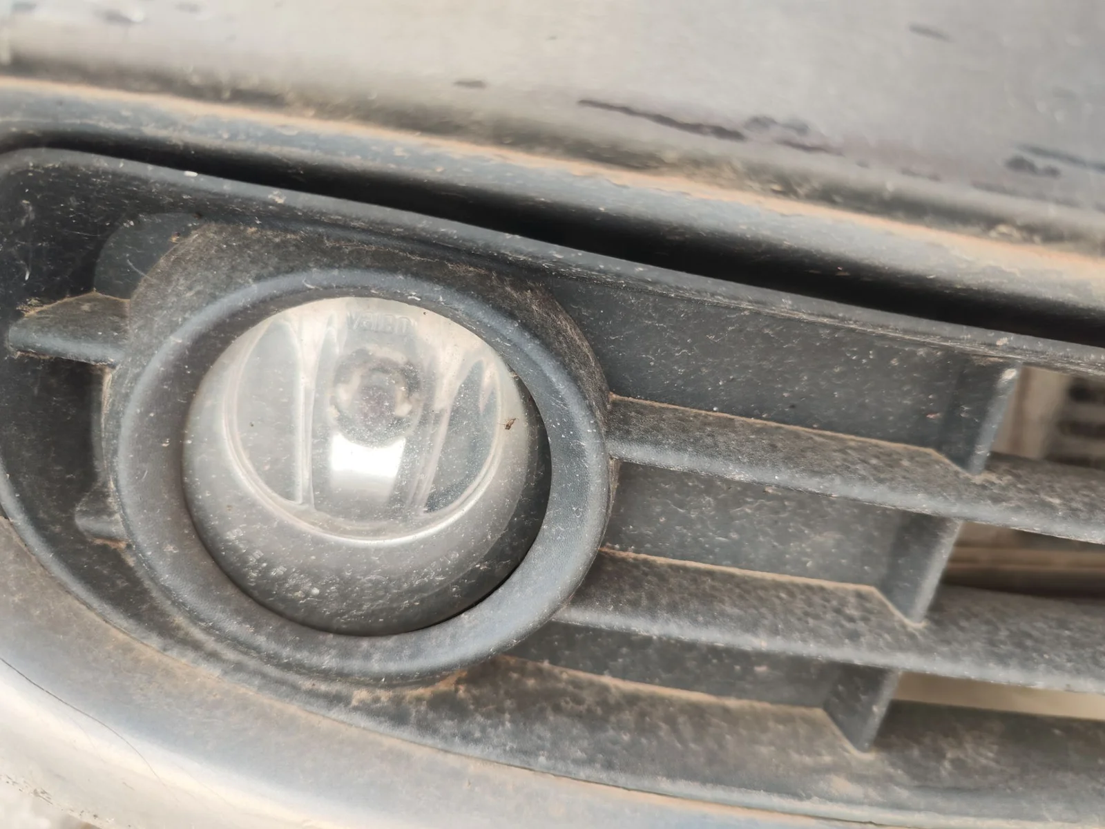 Foto de FARO ANTINIEBLA DERECHO RENAULT SCENIC II (JM) 1.9 dCi Diesel (120 CV / 88 KW) referencia 8200074008