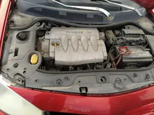 Foto de CAJA PRECALENTAMIENTO RENAULT MEGANE II COUPE/CABRIO 1.6 16V (113 CV / 83 KW)
