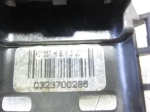 Foto de CERRADURA PUERTA DELANTERA DERECHA CITROEN DS3 1.6 e-HDi FAP (92 CV / 68 KW) referencia 732313 foto 4