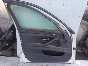 Foto de GUARNECIDO PUERTA DELANTERA IZQUIERDA BMW SERIE 5 TOURING (F11) 2.0 Turbodiesel (184 CV / 135 KW)