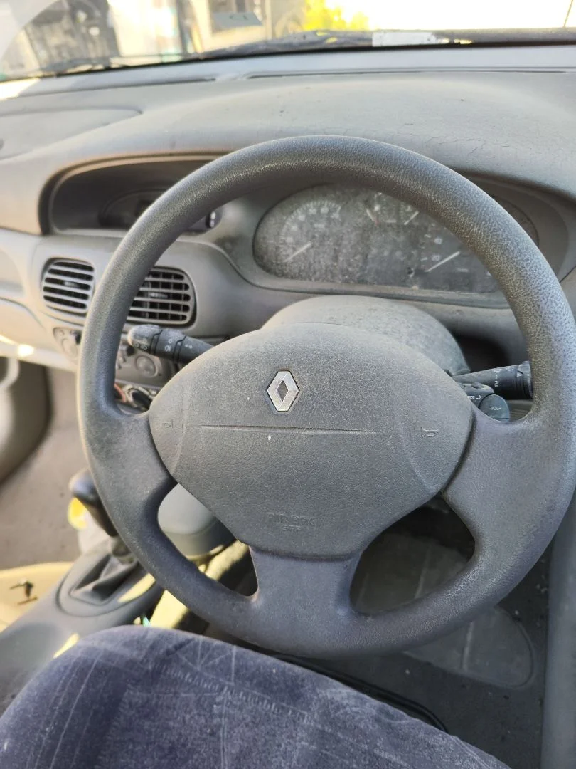Foto de AIRBAG DELANTERO DERECHO RENAULT SCENIC I (JA...) 1.4 CAT (95 CV / 70 KW)
