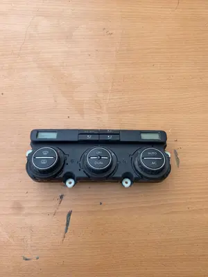 Foto de MANDO CALEFACCION / AIRE ACONDICIONADO VOLKSWAGEN PASSAT BERLINA (3C2) 2.0 TDI (140 CV / 103 KW)