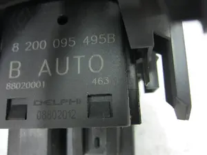 Foto de MANDO LUCES RENAULT MEGANE II BERLINA 3P 1.5 dCi Diesel (101 CV / 74 KW) referencia 88020001 foto 2
