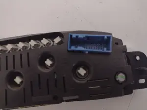 Foto de CUADRO INSTRUMENTOS CITROEN XSARA PICASSO referencia 88311303 foto 5