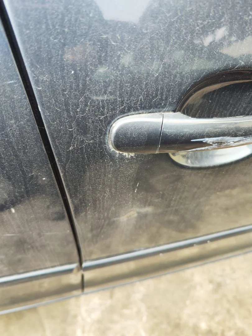 Foto de CERRADURA PUERTA DELANTERA DERECHA VOLKSWAGEN POLO IV (9N1) 1.4 16V (75 CV / 55 KW)