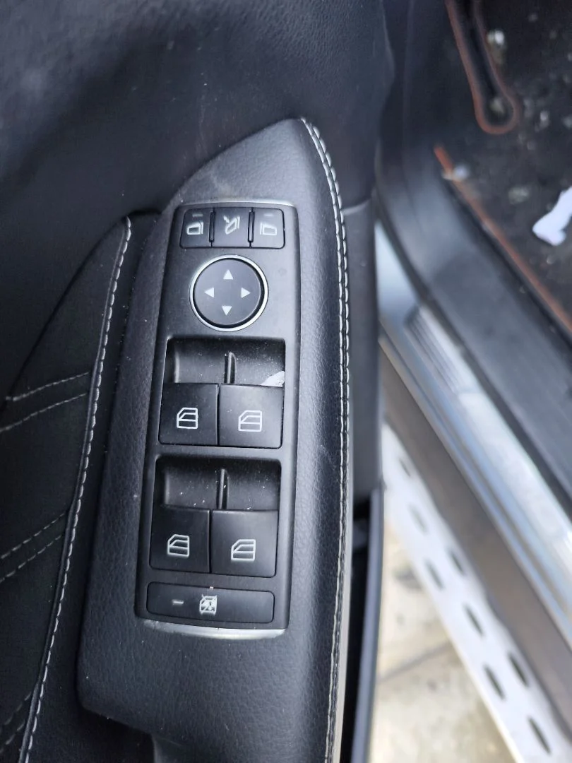 Foto de MANDO RETROVISOR MERCEDES-BENZ CLASE GLE (BM 292) COUPE 3.0 CAT (390 CV / 287 KW)