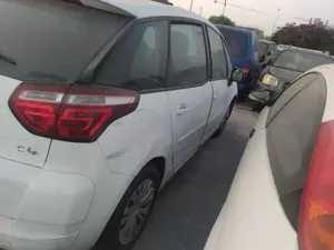 Foto de PUERTA TRASERA DERECHA CITROEN C4 PICASSO 1.6 HDi FAP (112 CV / 82 KW) referencia 9008P7