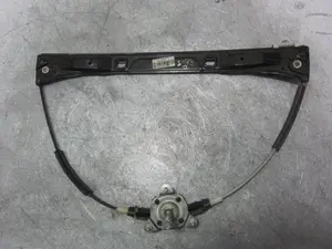 Foto de ELEVALUNAS TRASERO DERECHO CITROEN NEMO 1.4 HDi (68 CV / 50 KW) referencia 1354699080