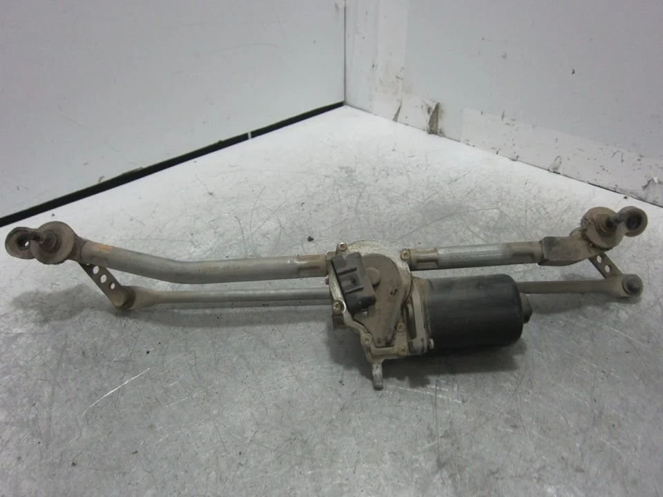 Foto de MOTOR LIMPIA DELANTERO OPEL ASTRA G COUPE 1.8 16V (125 CV / 92 KW) referencia 404387