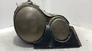 Foto de FARO DERECHO MERCEDES-BENZ CLASE E (BM 210) BERLINA 3.0 Turbodiesel CAT (177 CV / 130 KW) referencia 144870 foto 3