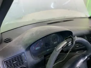 Foto de SALPICADERO VOLKSWAGEN GOLF IV BERLINA (1J1)(10.1997) 1.9 TDI (101 CV / 74 KW) referencia 1J1857002C FKZ